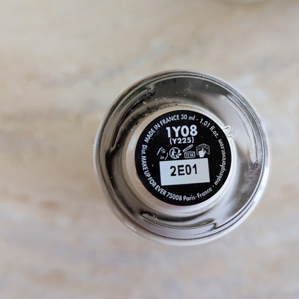 MUFE Makeup Forever HD Skin 1Y08